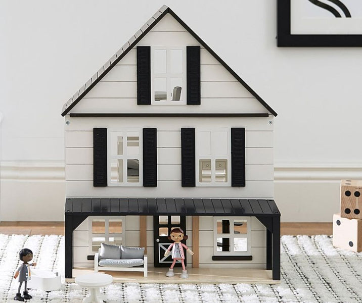 How to Decorate Your Dollhouse on a Shoestring Budget